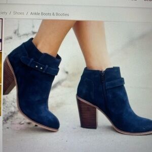 Sole Society Navy Suede Lyric Booties- Size 7.5